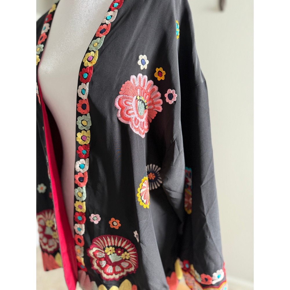 Natori Black Embroidered Kimono Jacket Floral Open Front Boho Statement XL - Picture 9 of 16